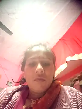 OliveGreen22 online show from 11/17/25, 12:27