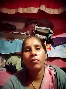 OliveGreen22 online show from 11/18/25, 12:42