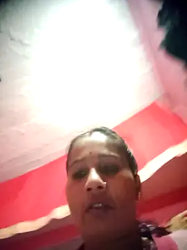 OliveGreen22 online show from 11/27/25, 01:40