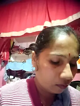 OliveGreen22 online show from 12/02/25, 01:55