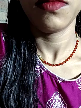 Snapshot of Itz_Aisha__ chatting on 10/20/25, 09:32 Itz Aisha   online show from 10/20/25, 09:32