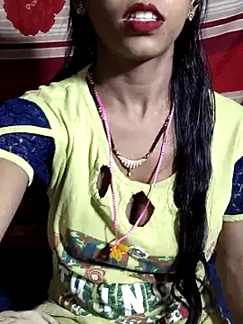 Snapshot of Itz_Aisha__ chatting on 10/29/25, 01:57 Itz Aisha   online show from 10/29/25, 01:57