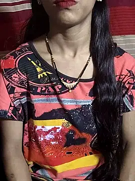 Itz Aisha   online show from 11/01/25, 07:21