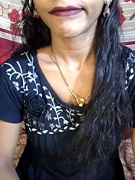 Itz Aisha   online show from 06/17/26, 06:16