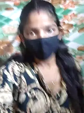 Itz Aisha   online show from 07/04/26, 04:51