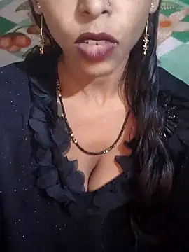 Itz Aisha   online show from 07/24/26, 06:00