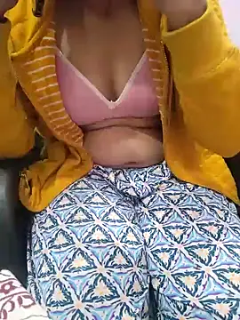 Mango Fruty online show from 12/14/25, 03:34