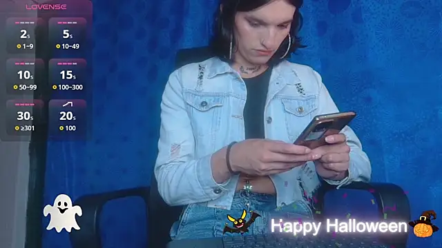 Snapshot of Scarlett_crastrawberry chatting on 11/02/25, 11:29 Scarlett crastrawberry online show from 11/02/25, 11:29