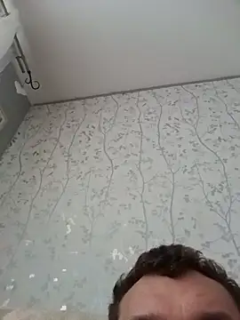 Snapshot of PeteR1987- chatting on 11/30/25, 07:12 PeteR1987- online show from 11/30/25, 07:12