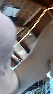 Snapshot of faithfulchic chatting on 10/22/25, 11:26 faithfulchic online show from 10/22/25, 11:26