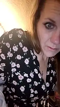 Snapshot of faithfulchic chatting on 11/08/25, 06:35 faithfulchic online show from 11/08/25, 06:35