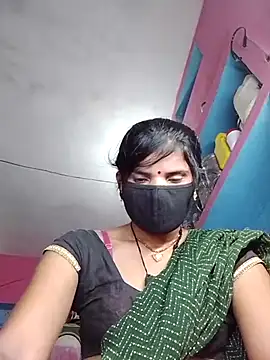 Snapshot of Manju_cuty chatting on 10/24/25, 07:32 Manju cuty online show from 10/24/25, 07:32