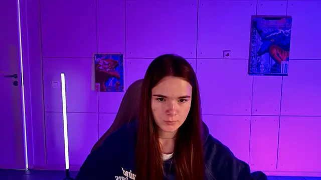 Snapshot of May_Bloom chatting on 11/09/25, 09:18 May Bloom online show from 11/09/25, 09:18