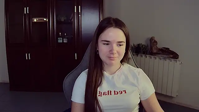 Snapshot of May_Bloom chatting on 11/20/25, 09:42 May Bloom online show from 11/20/25, 09:42