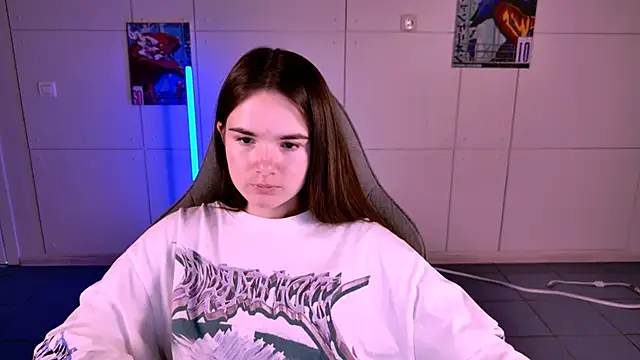 Snapshot of May_Bloom chatting on 11/26/25, 01:12 May Bloom online show from 11/26/25, 01:12