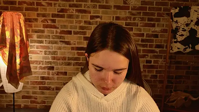 Snapshot of May_Bloom chatting on 12/02/25, 05:02 May Bloom online show from 12/02/25, 05:02