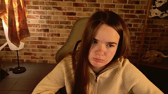 Snapshot of May_Bloom chatting on 12/03/25, 05:04 May Bloom online show from 12/03/25, 05:04