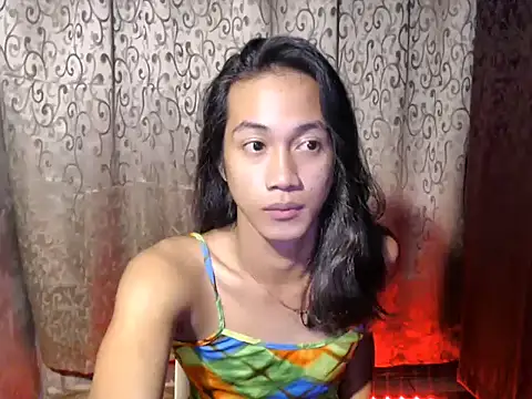 Snapshot of taylaxuxu chatting on 11/13/25, 10:30 taylaxuxu online show from 11/13/25, 10:30