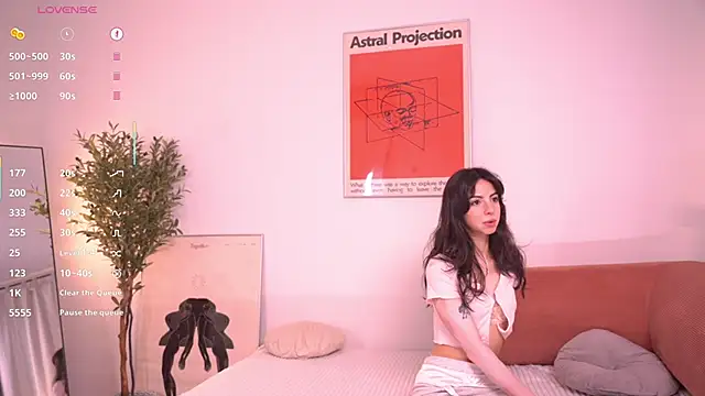 Pheromoon online show from 06/28/26, 06:08