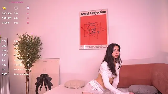 Pheromoon online show from 07/20/26, 10:39