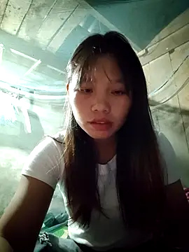 Snapshot of linh-miu99 chatting on 11/05/25, 06:24 linh-miu99 online show from 11/05/25, 06:24