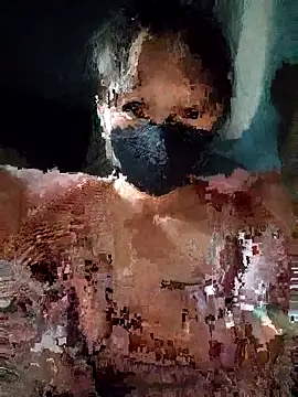 Snapshot of linh-miu99 chatting on 11/19/25, 03:01 linh-miu99 online show from 11/19/25, 03:01