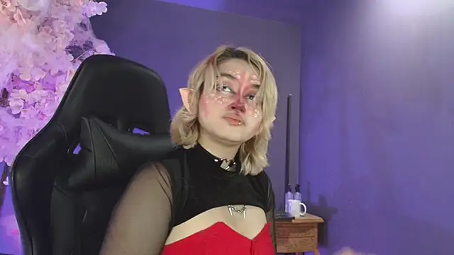 Navier   online show from 10/31/25, 02:18