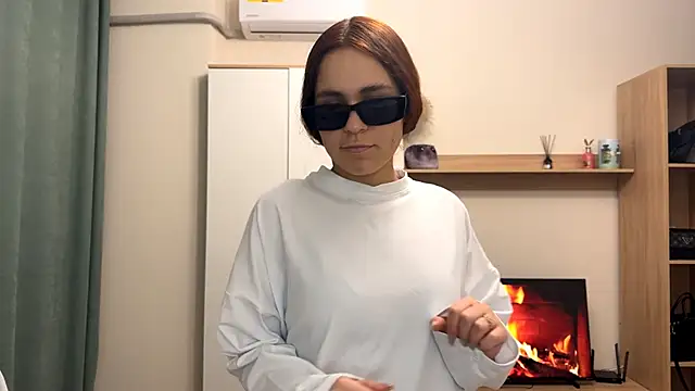 LunaAfrodita online show from 11/13/25, 07:02