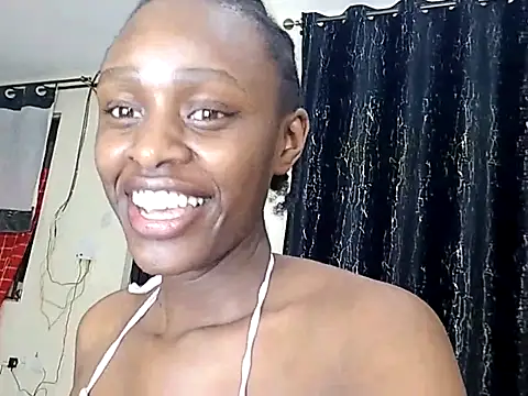 HoneyMizt online show from 10/18/25, 03:24