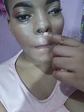 Snapshot of Kailyyhot chatting on 11/14/25, 06:45 Kailyyhot online show from 11/14/25, 06:45