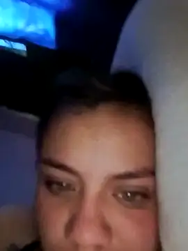 Snapshot of Dul-ci08 chatting on 10/26/25, 12:44 Dul-ci08 online show from 10/26/25, 12:44