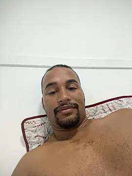 casalbrhot25 online show from 11/03/25, 02:24