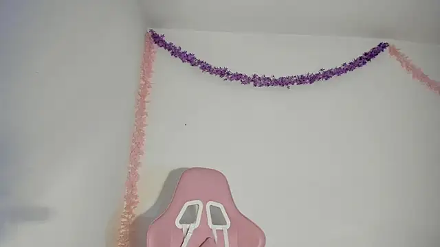 DulcineaRouse01 online show from 10/22/25, 02:45