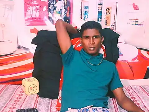 Snapshot of IndianThuggin chatting on 11/19/25, 05:24 IndianThuggin online show from 11/19/25, 05:24