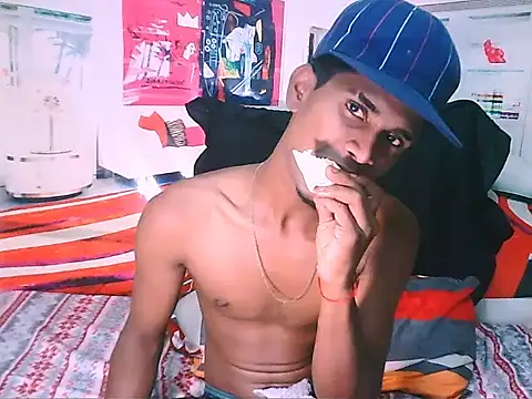 Snapshot of IndianThuggin chatting on 12/04/25, 05:54 IndianThuggin online show from 12/04/25, 05:54