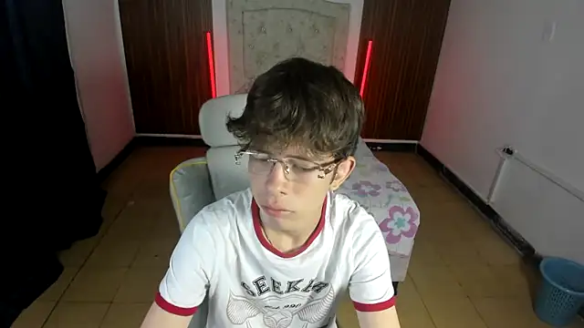 dilan orduz online show from 10/21/25, 12:50