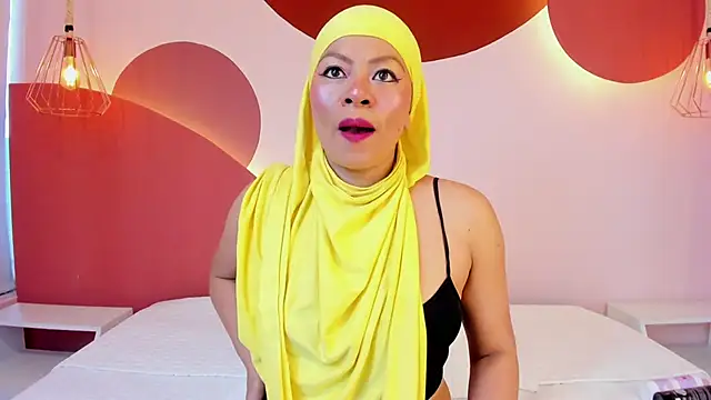 SophiaBeckerr online show from 11/18/25, 07:18