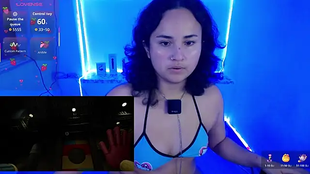 Snapshot of Ladyswap chatting on 11/28/25, 07:49 Ladyswap online show from 11/28/25, 07:49