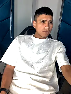 Emiliano Reyes online show from 11/22/25, 03:05