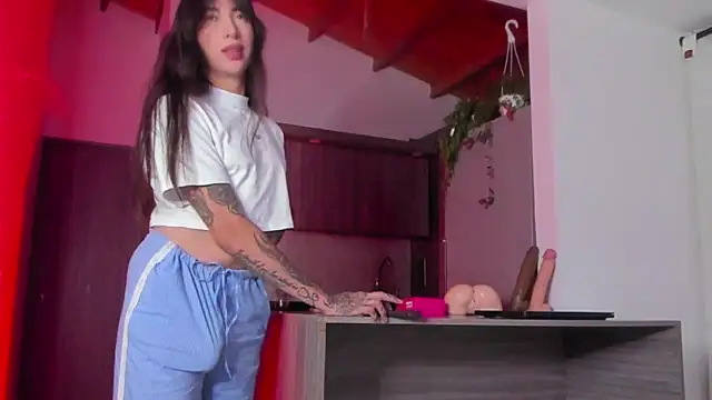 Snapshot of valeriahornier chatting on 11/20/25, 10:15 valeriahornier online show from 11/20/25, 10:15