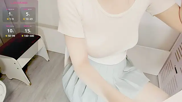 Snapshot of mimi_babyyy chatting on 05/28/26, 05:32 mimi babyyy online show from 05/28/26, 05:32