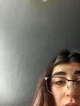 Snapshot of milky_denni chatting on 10/18/25, 05:25 milky denni online show from 10/18/25, 05:25