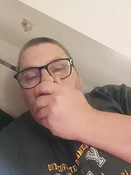 fredo75000 online show from 10/20/25, 01:06