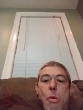 Snapshot of burby79 chatting on 11/11/25, 07:30 burby79 online show from 11/11/25, 07:30