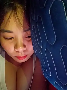 Squirrel-Pear online show from 12/13/25, 11:54