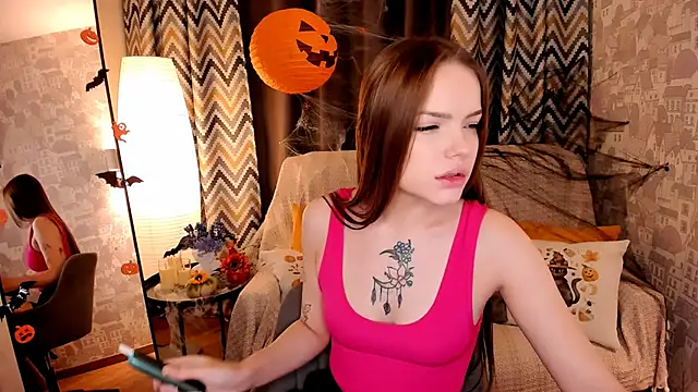 MelissaBell  online show from 10/31/25, 01:50