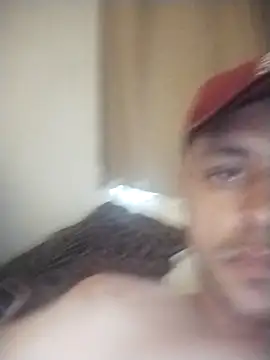 Snapshot of Casal_em_chamas chatting on 10/18/25, 11:55 Casal em chamas online show from 10/18/25, 11:55