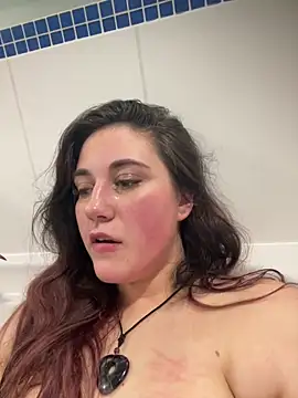 Snapshot of YourFrenchFeliciexo chatting on 11/19/25, 07:47 YourFrenchFeliciexo online show from 11/19/25, 07:47