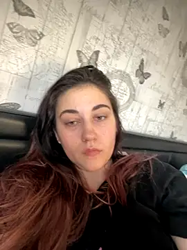 Snapshot of YourFrenchFeliciexo chatting on 12/02/25, 01:17 YourFrenchFeliciexo online show from 12/02/25, 01:17