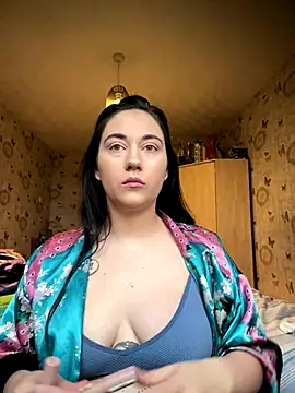 Snapshot of YourFrenchFeliciexo chatting on 12/14/25, 01:27 YourFrenchFeliciexo online show from 12/14/25, 01:27